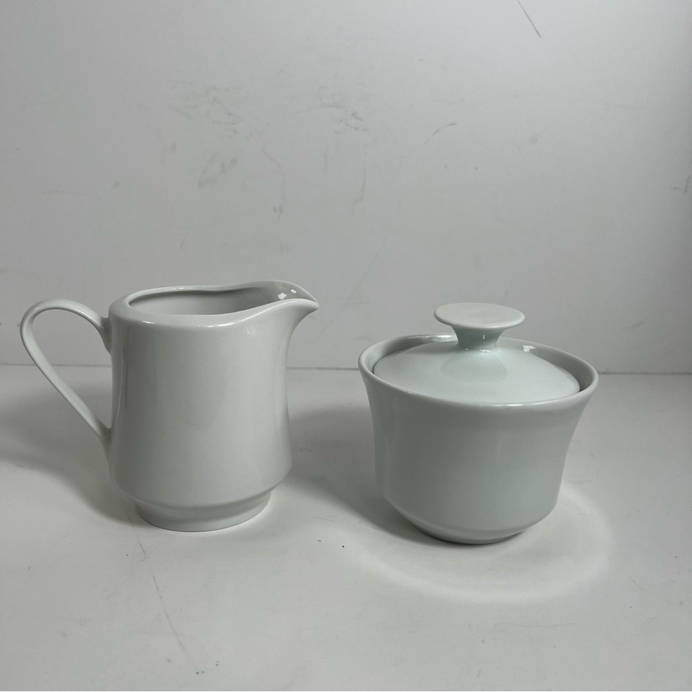 Schmidt Porcelana White Creamer 9 Ounce Capacity & Sugar Bowl Set